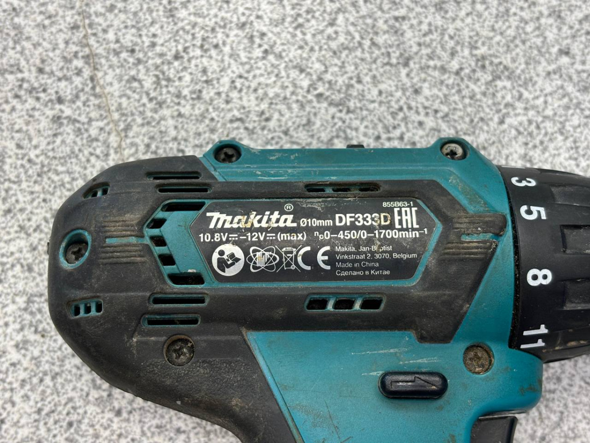 Шуруповерт Makita DF333D