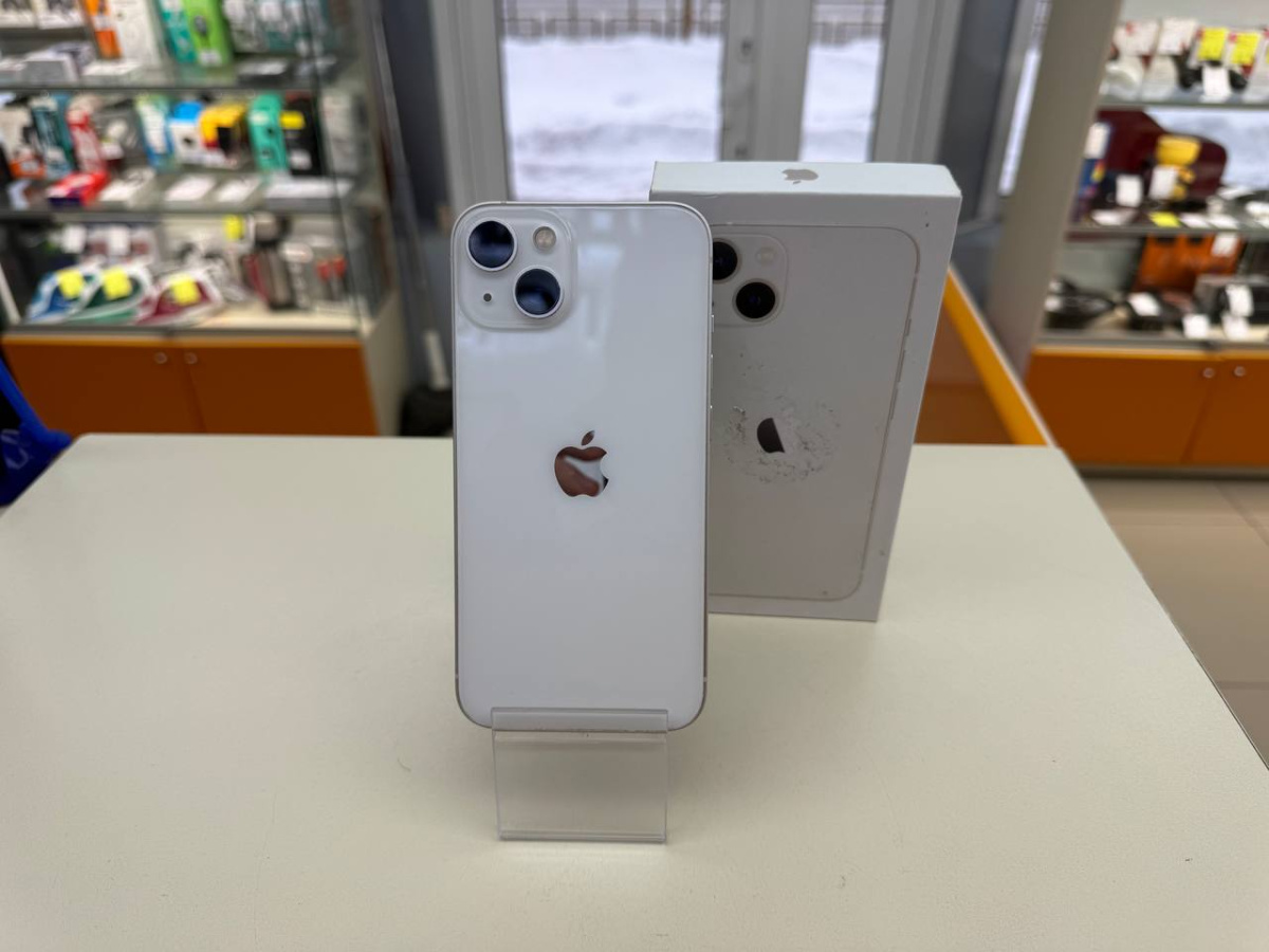 Смартфон Apple iPhone 13 256Gb