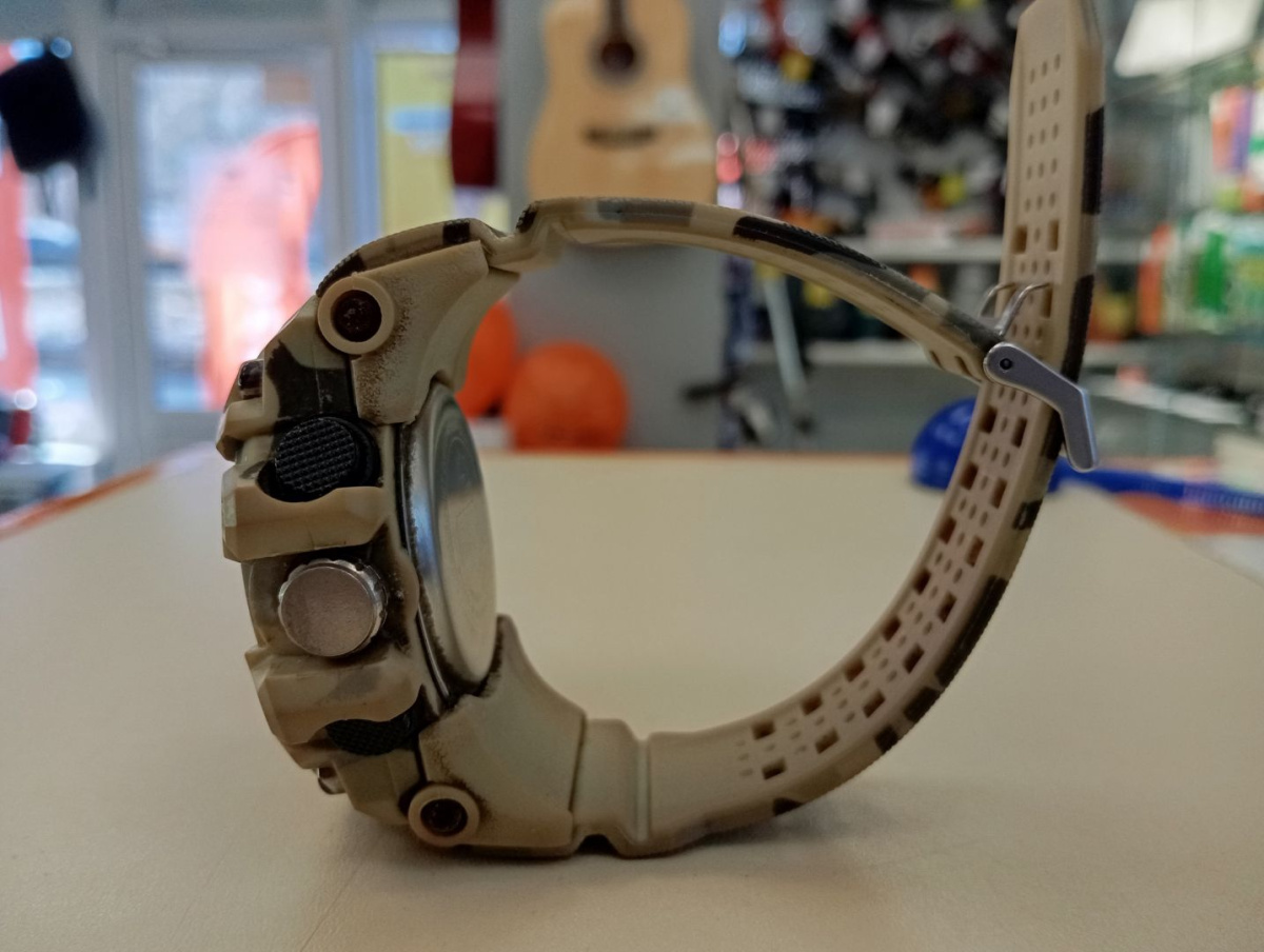 Часы наручные G-SHOCK GST-110