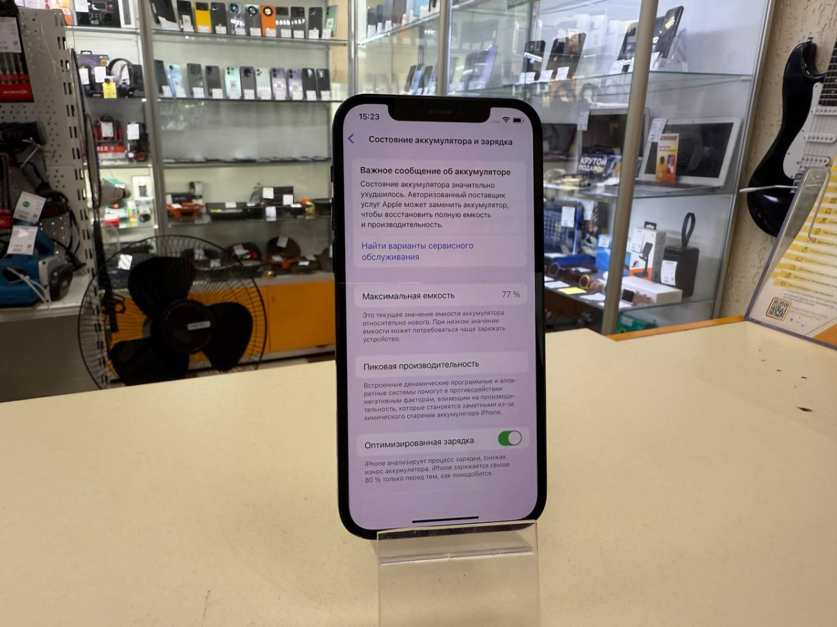 Смартфон Apple iPhone 12 64Gb