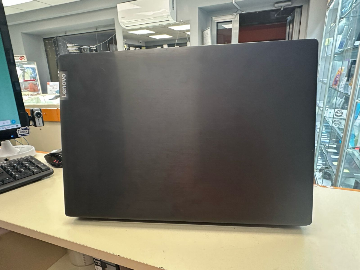 Ноутбук Lenovo; Ryzen 5 3500U, Radeon Vega 8, 8 Гб, 128 Гб, 1 Tb