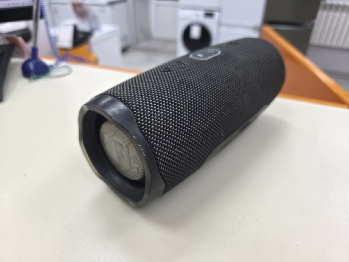 Портативная акустика JBL CHARGE 4