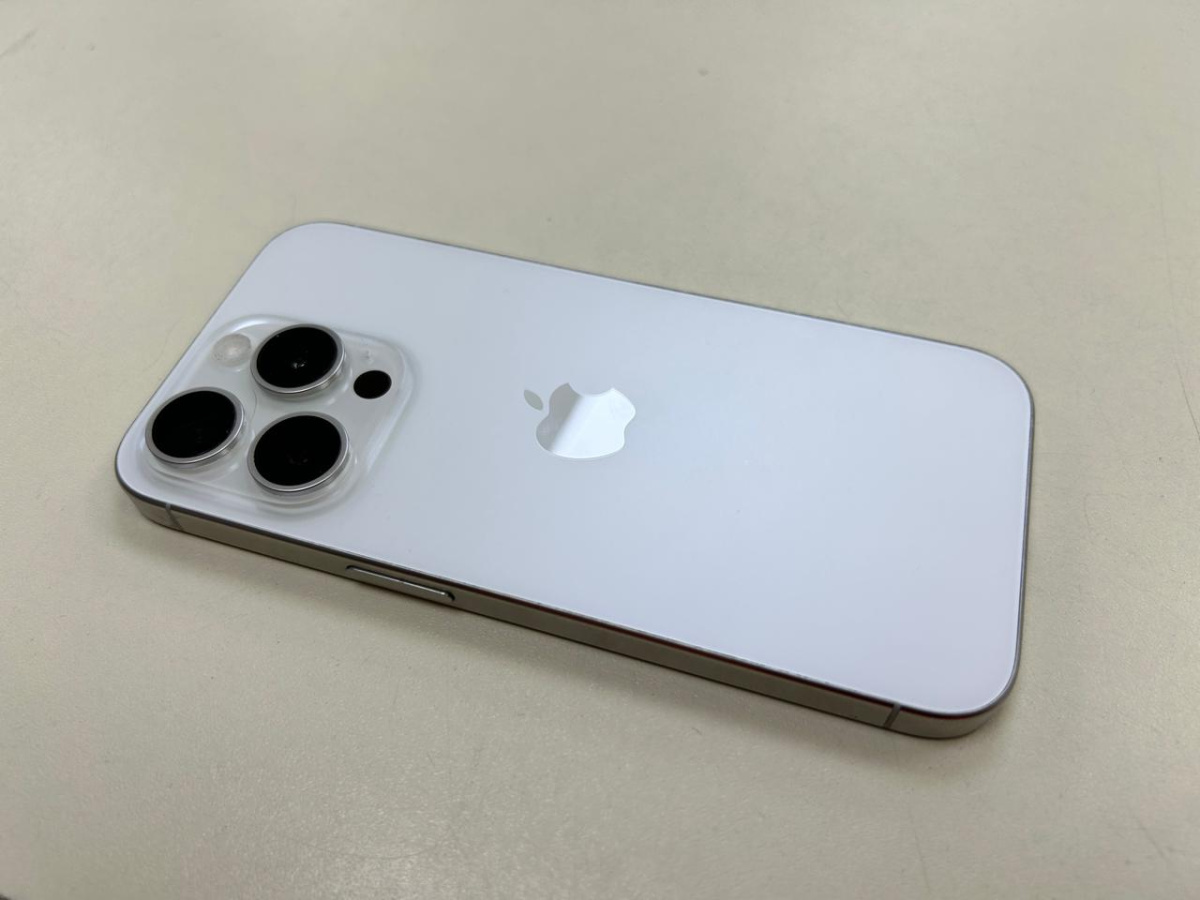 Смартфон Apple Iphone 15 Pro 128Gb