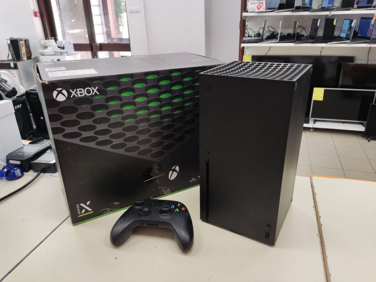 Игровая приставка Xbox Series X 1Tb