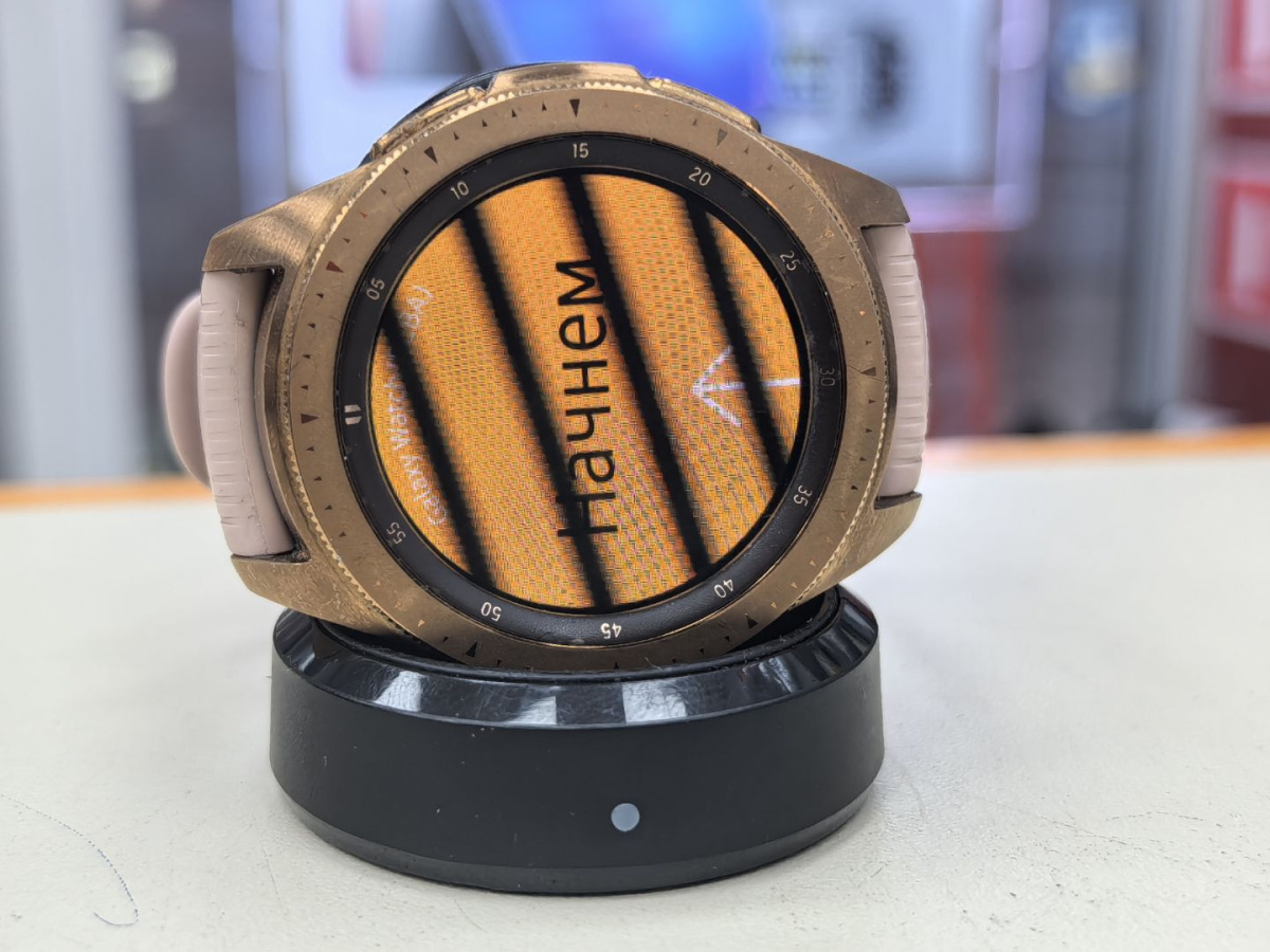 Смарт-часы Samsung Galaxy Watch SM-R810