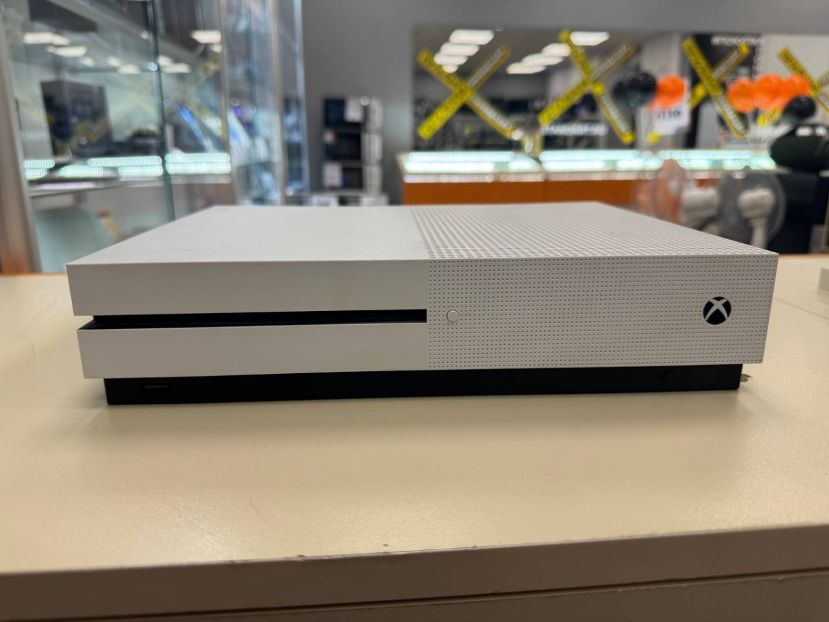 Игровая приставка Xbox One S 500Gb