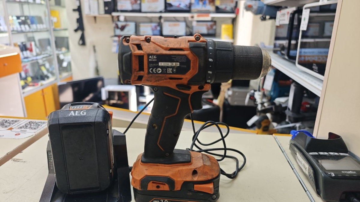 Шуруповерт AEG BS18G4