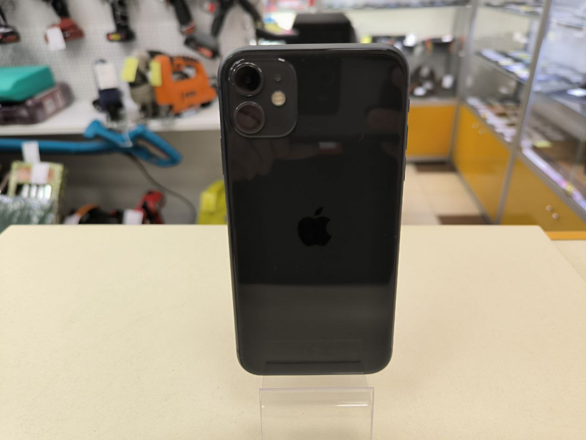 Смартфон Apple iPhone 11 64Gb