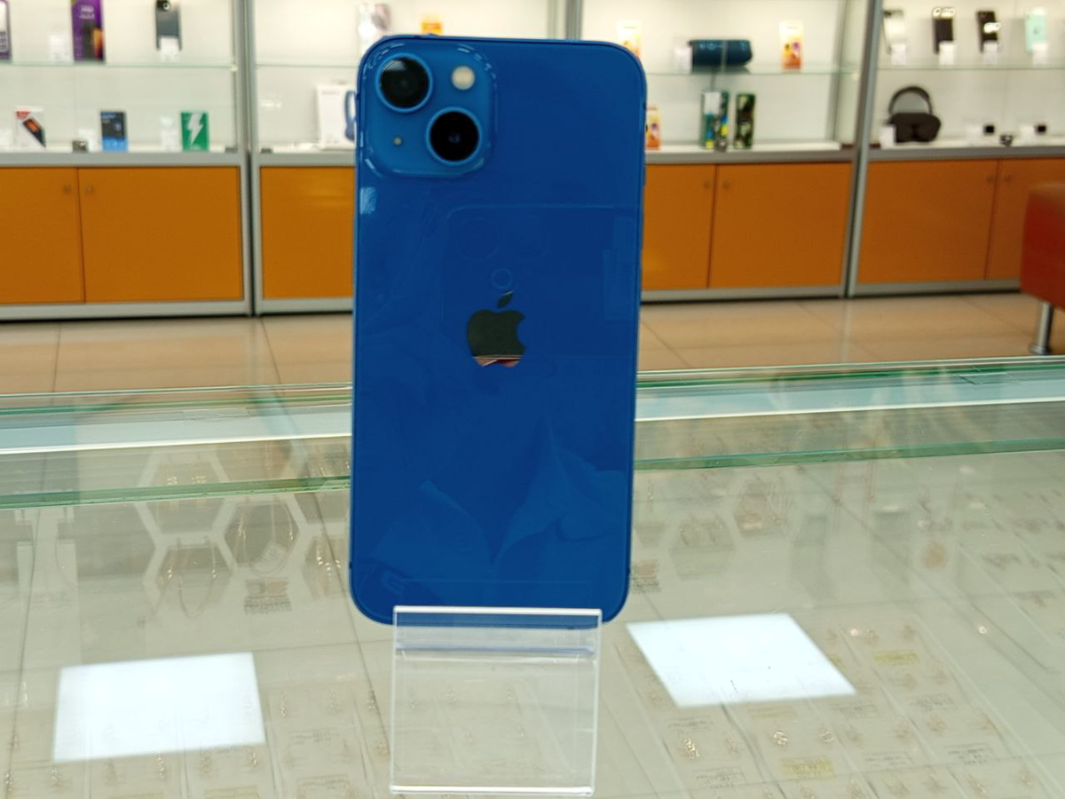 Смартфон Apple iPhone 13 128Gb