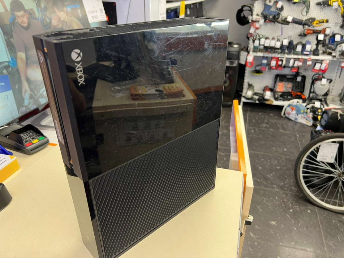 Игровая приставка Xbox One 500Gb
