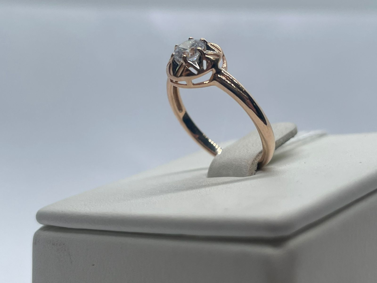 КОЛКМ585 КОЛЬЦО С КАМНЕМ (Au 585)