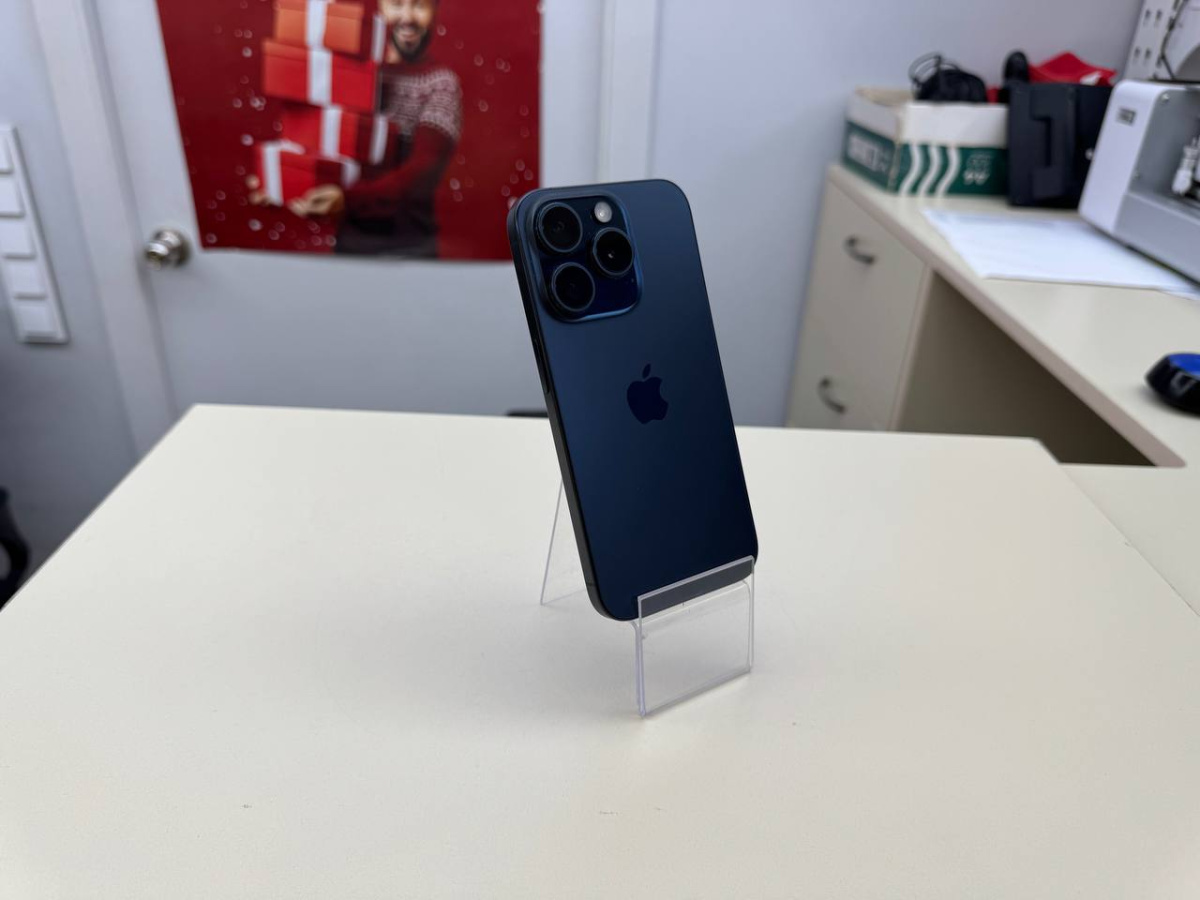 Смартфон Apple Iphone 15 Pro 256Gb