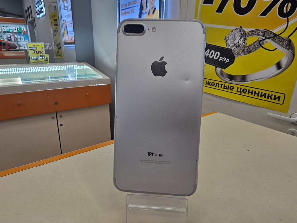 Смартфон Apple iPhone 7 Plus 128Gb