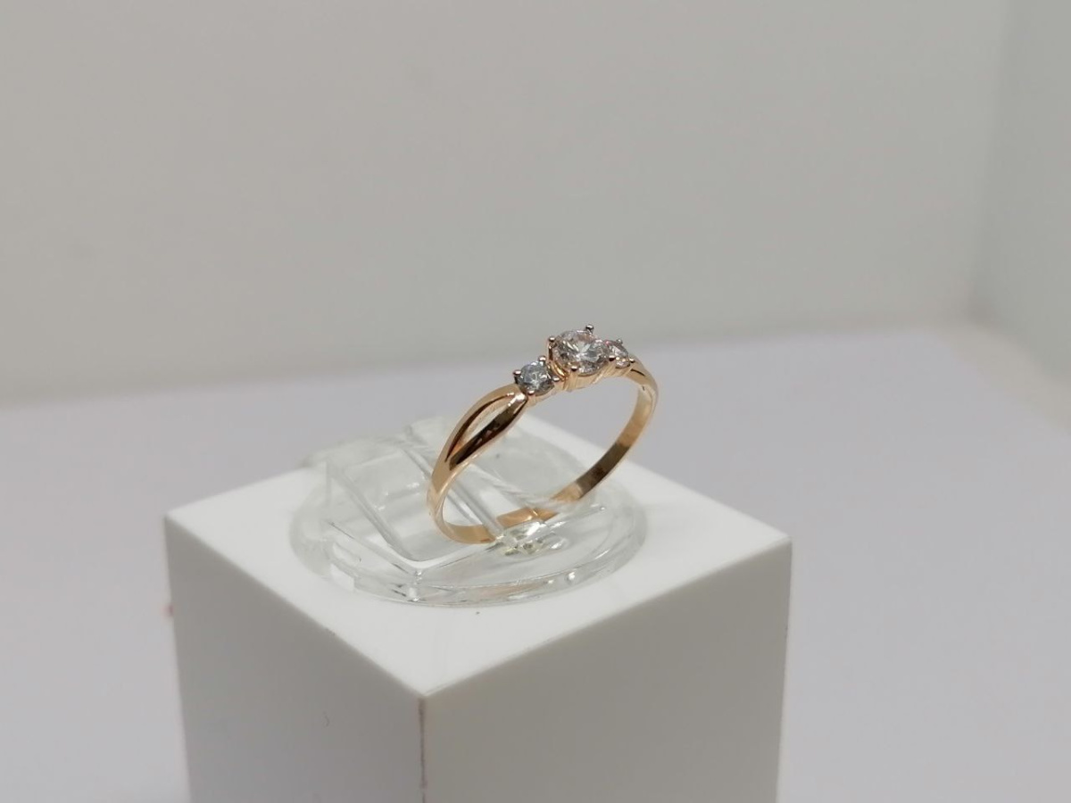 КОЛКМИ585 КОЛЬЦО С КАМНЯМИ (Au 585)