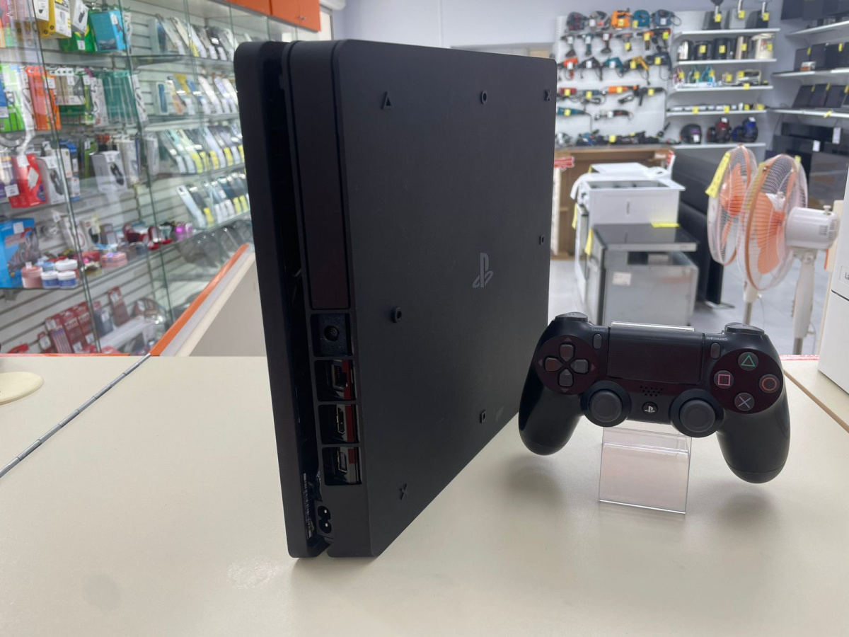 Игровая приставка PlayStation 4 Slim 500GB Игровая приставка PlayStation 4 Slim 500GB