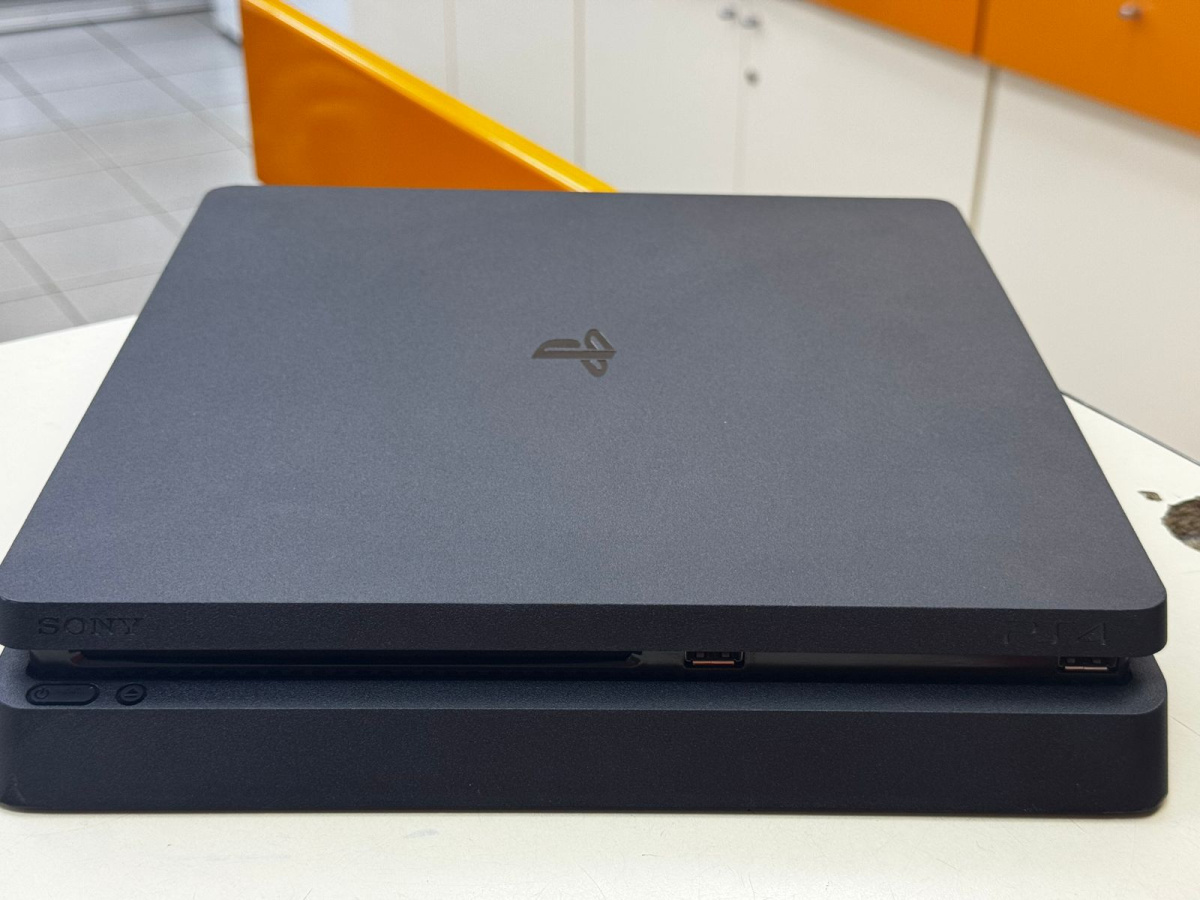 Игровая приставка PlayStation 4 Slim 1Tb