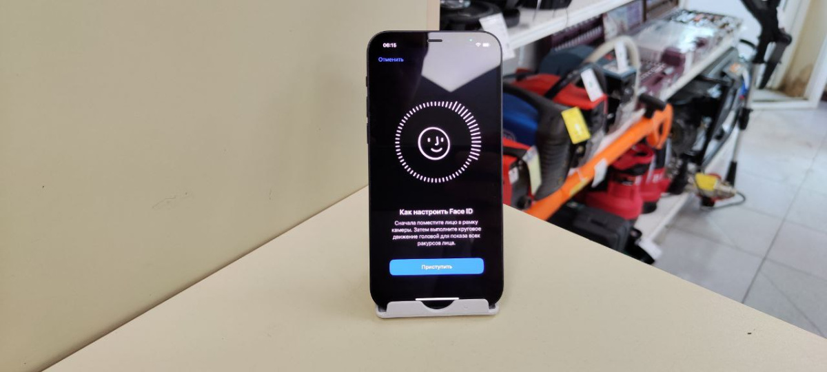 Смартфон Apple iPhone 12 64Gb
