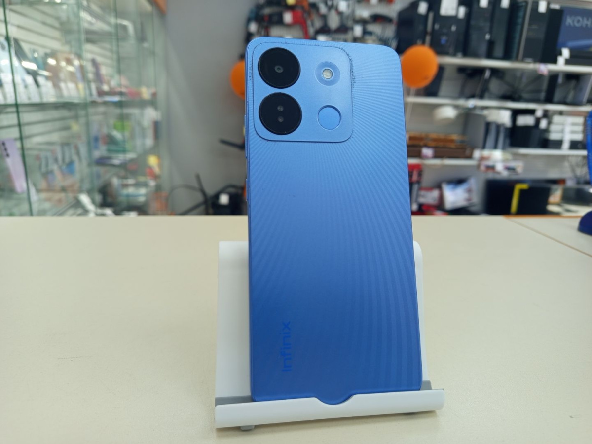 Смартфон Infinix Smart 7 HD 2/64