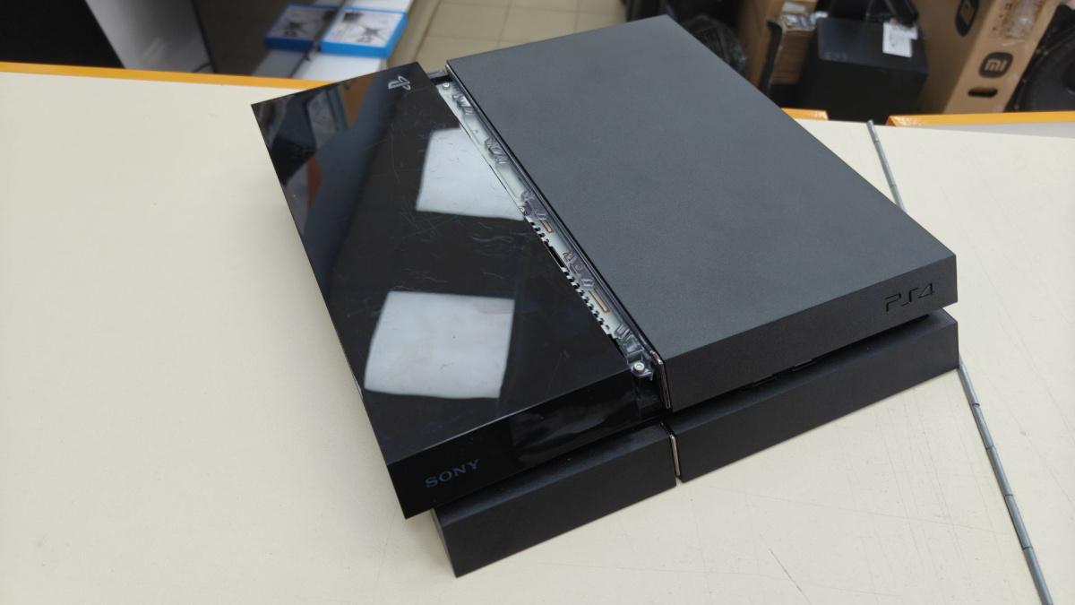 Игровая приставка PlayStation 4 FAT 500GB