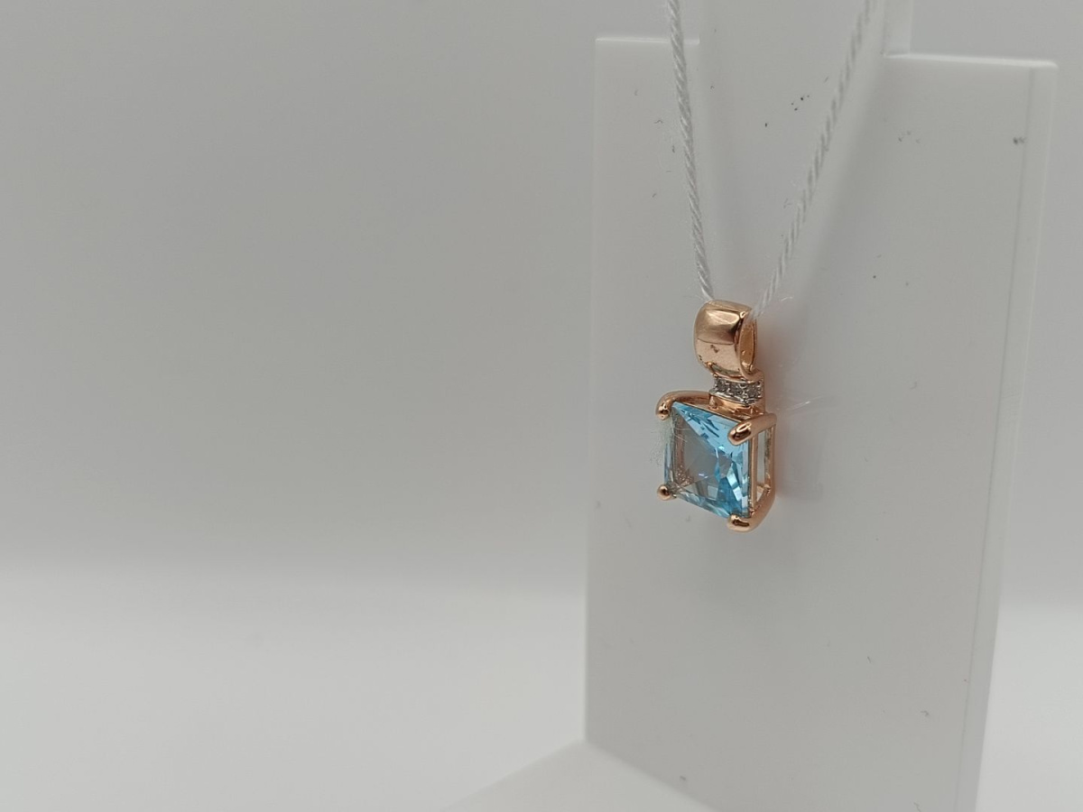 ПОДКМИ585 ПОДВЕСКА С КАМНЯМИ (Au 585)