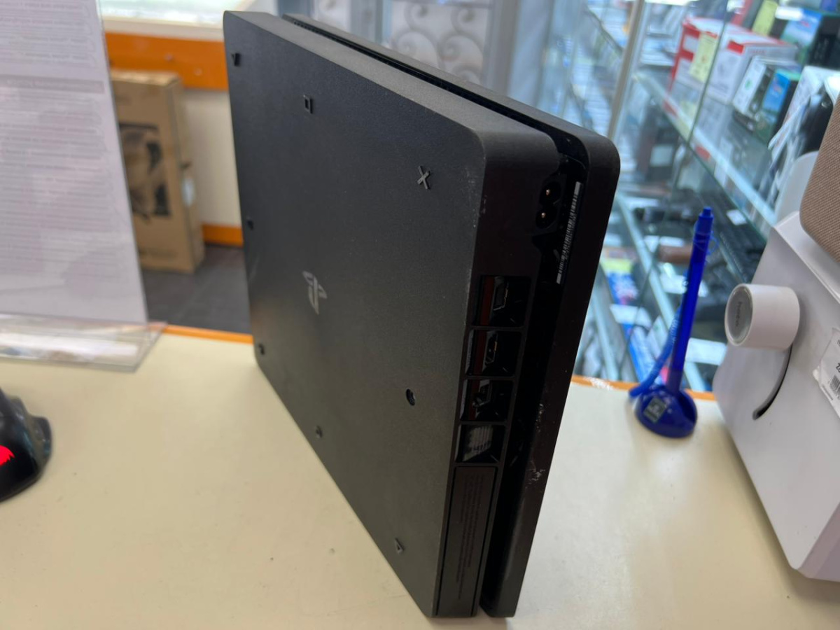 Игровая приставка PlayStation 4 Slim 500GB