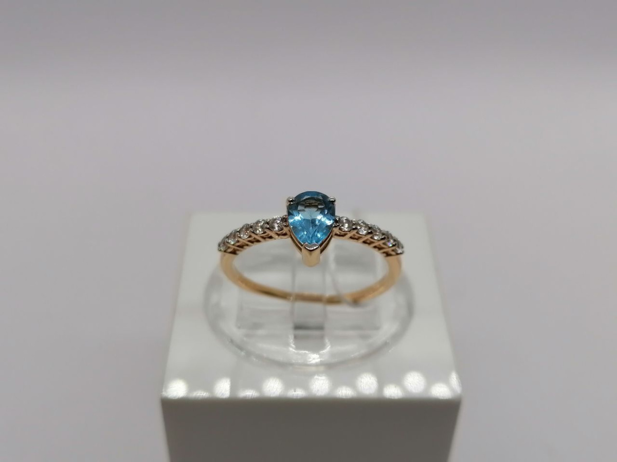 КОЛЬЦО С КАМНЯМИ (Au 585)