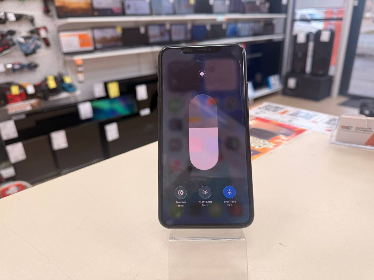 Смартфон Apple iPhone 11 Pro Max 64Gb