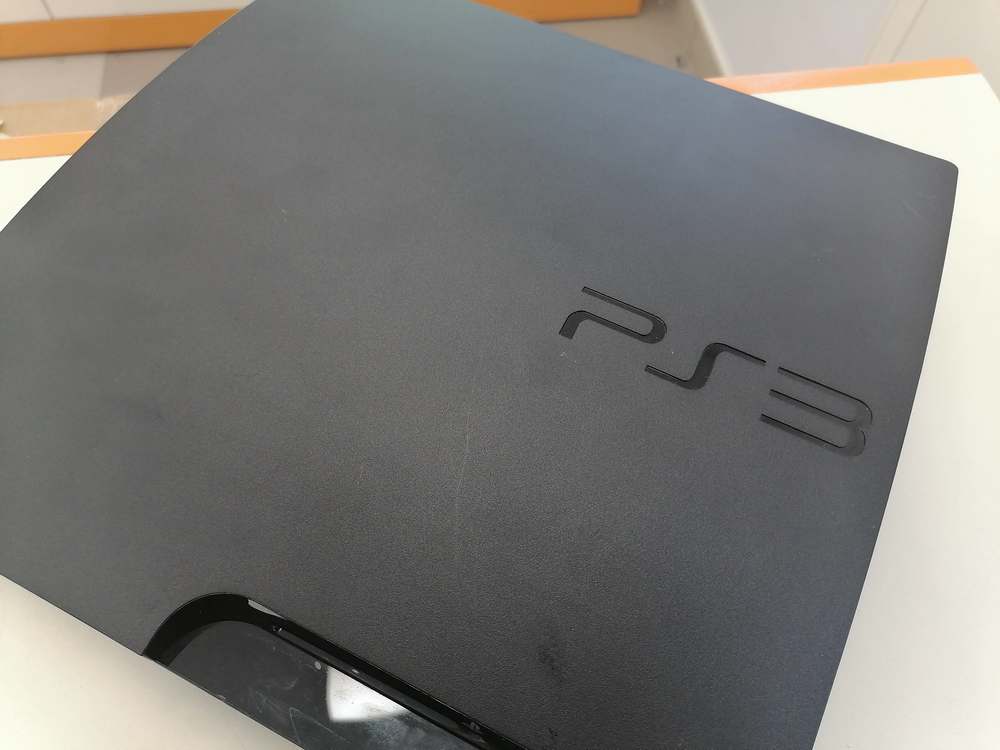 Игровые приставки PlayStation 3 320 gb slim;