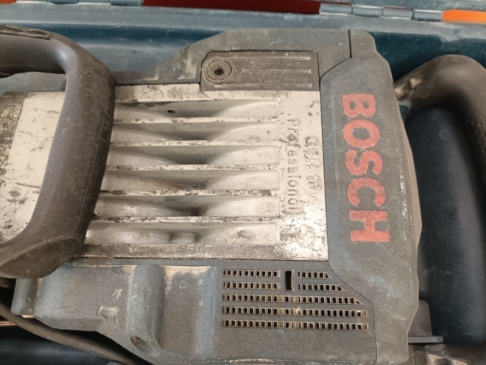 Отбойный молоток Bosch GSH 16