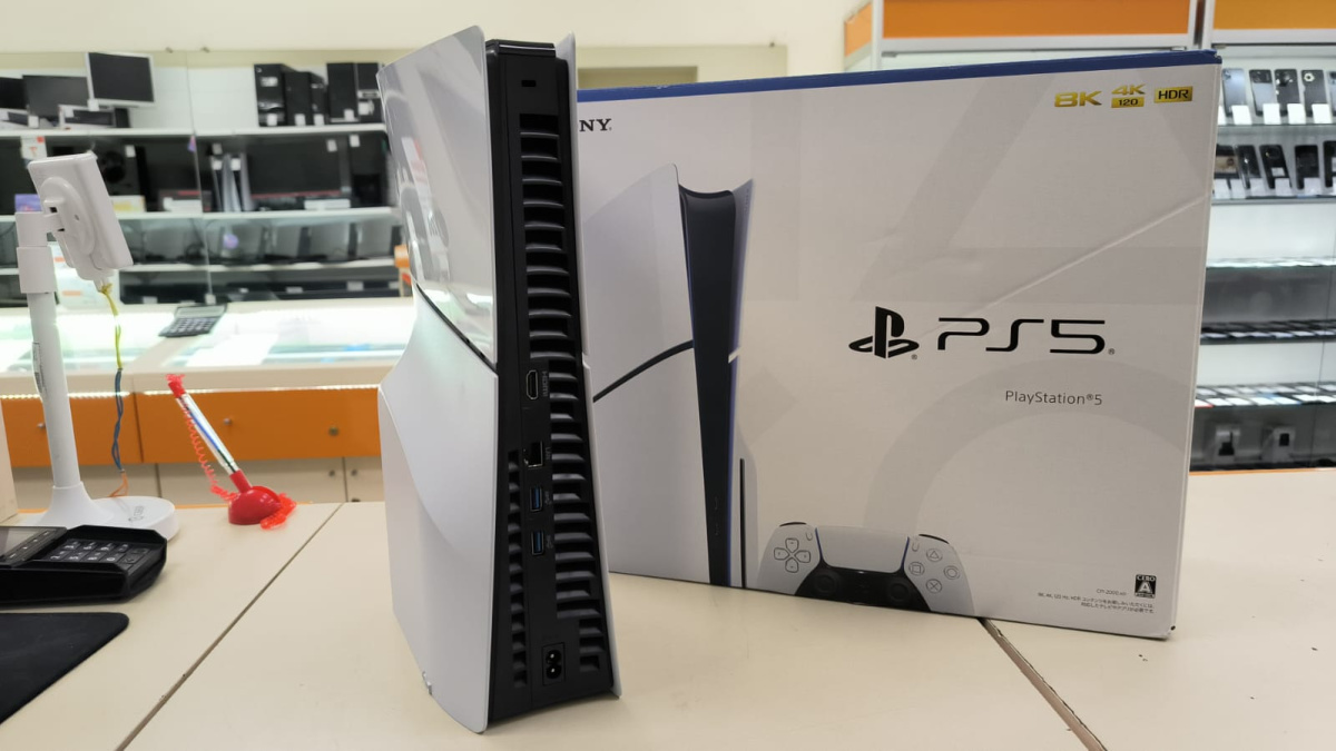 Игровая приставка PlayStation 5 Slim 1TB (С дисководом)